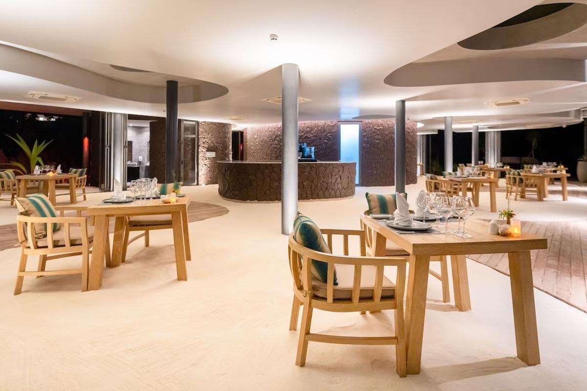 Hotel Madifushi Private Island à Meemu Atoll Extérieur photo